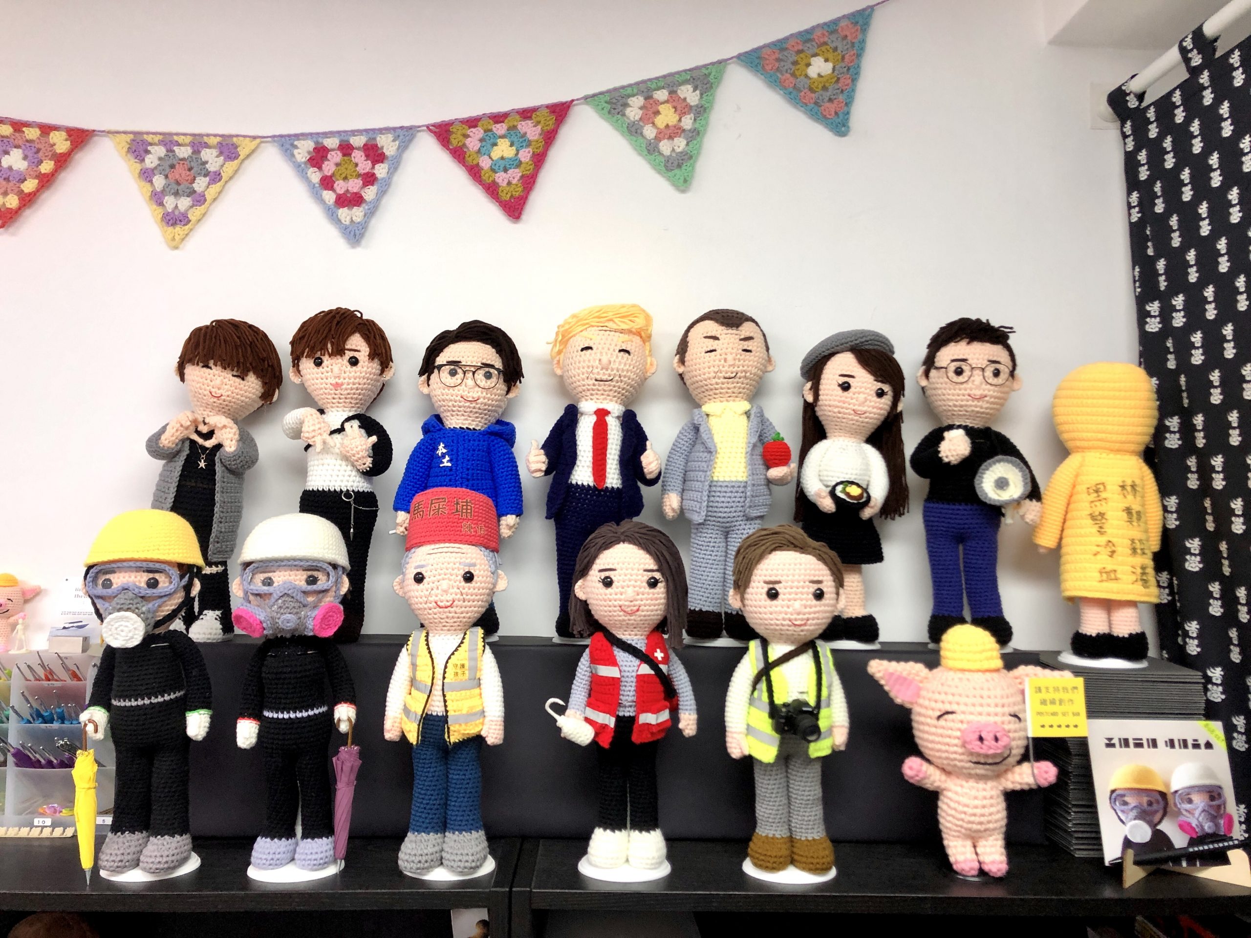 Amigurumi Love 巴打 勇武 冷織公仔 記者 FA 馬屎埔陳伯 黃之鋒 周庭 梁天琦 肥佬黎 特朗普 姜濤 Anson Lo