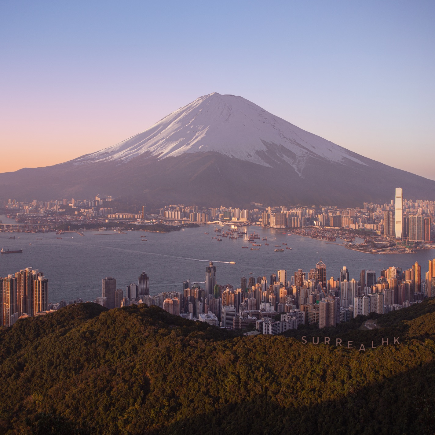 surrealhk Tommy Fung Photoshop 改圖 攝影 個展 山景 富士山