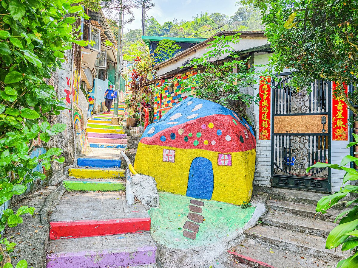 荃灣 城巴930線 光板田村 青山公路 三棟屋博物館 二陂坊遊樂場 山村寮屋 兒童畫家 壁畫