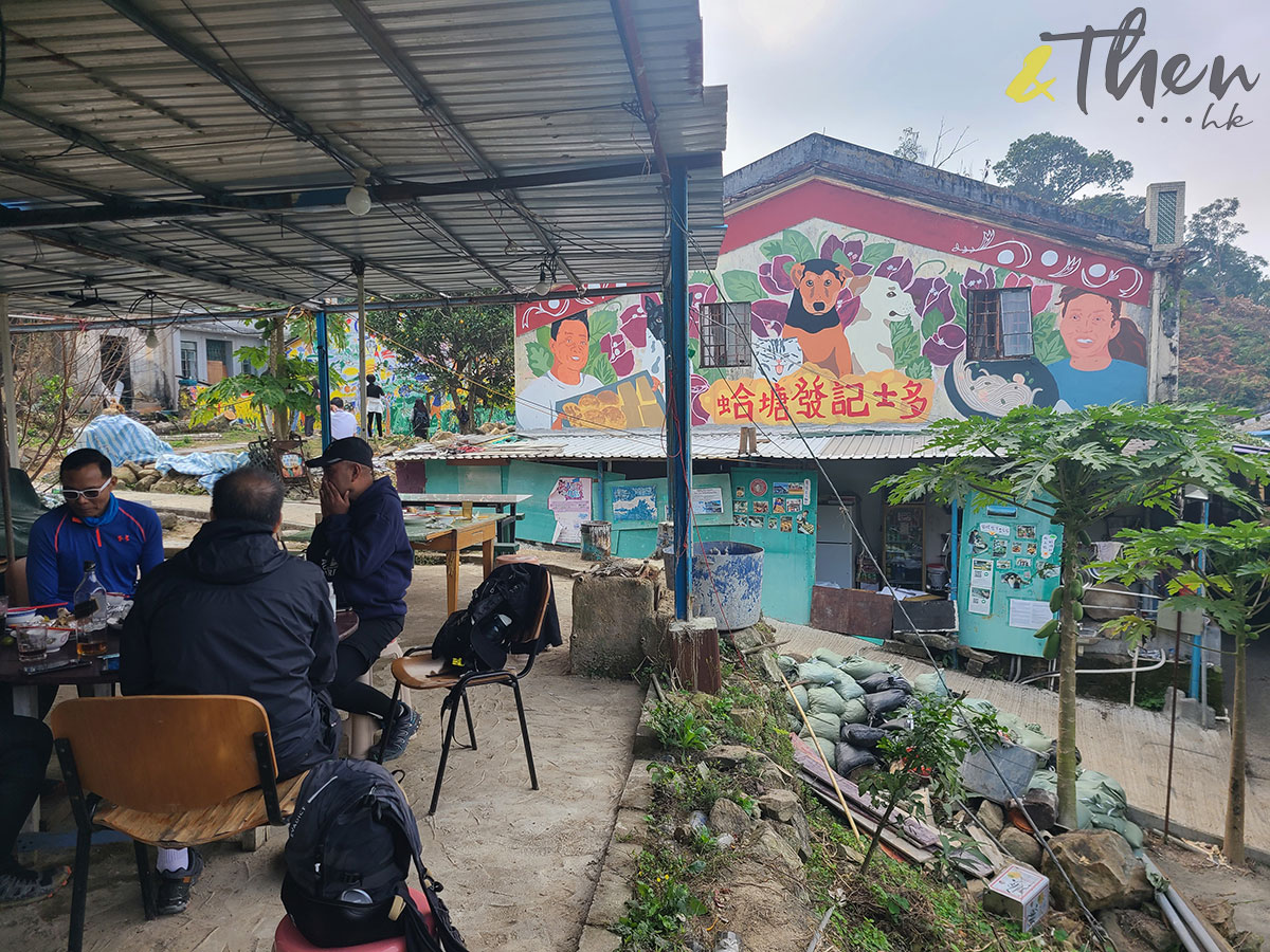 香港地標 郊遊 秘景 緣路山旮旯 港產片 拍攝場景 朝聖 蛤塘 蛤塘山寨 牌坊 發記士多