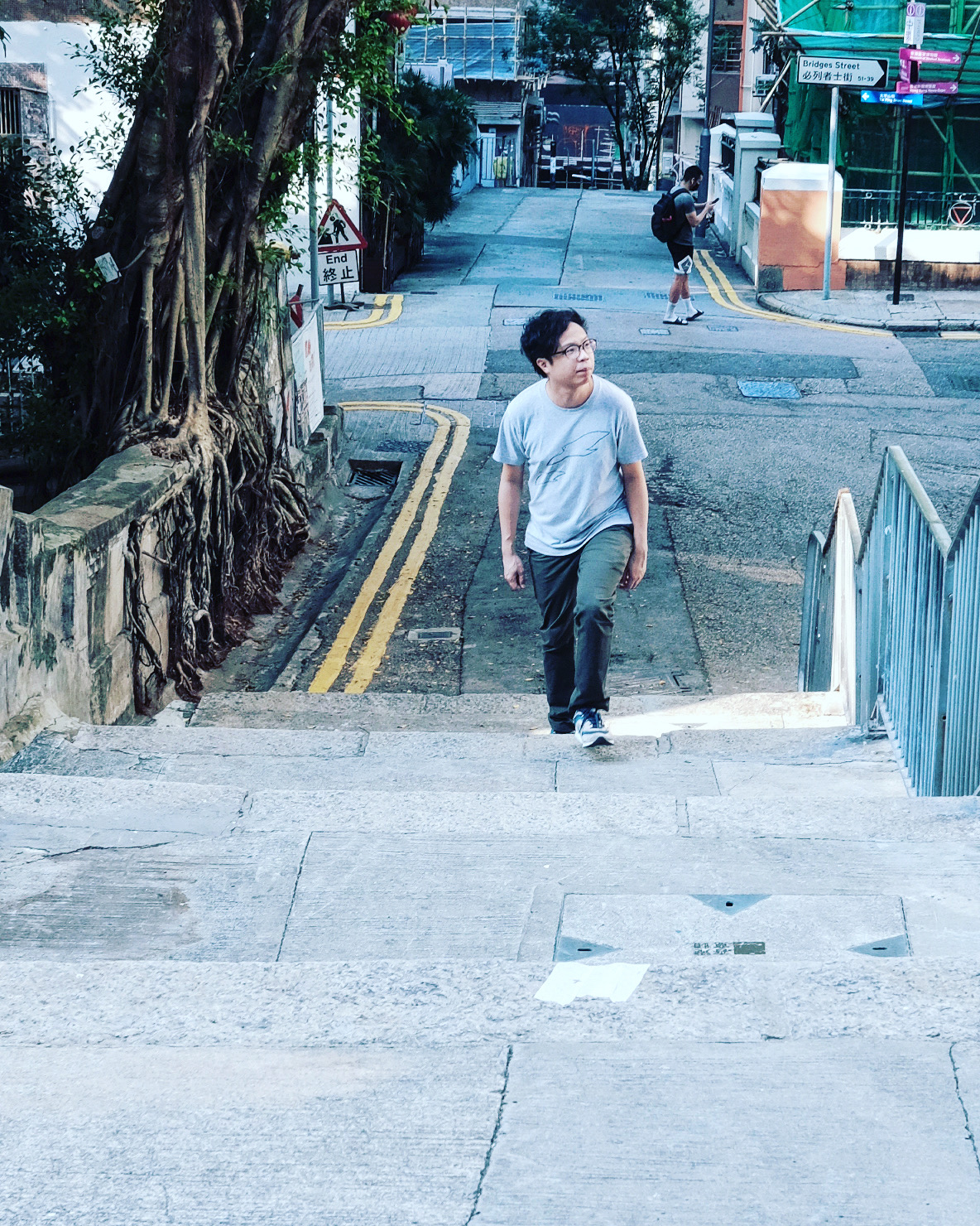 懷疑人生就去 散步 黃宇軒 香港景色 香港散步學 新書 中環 必列者士街