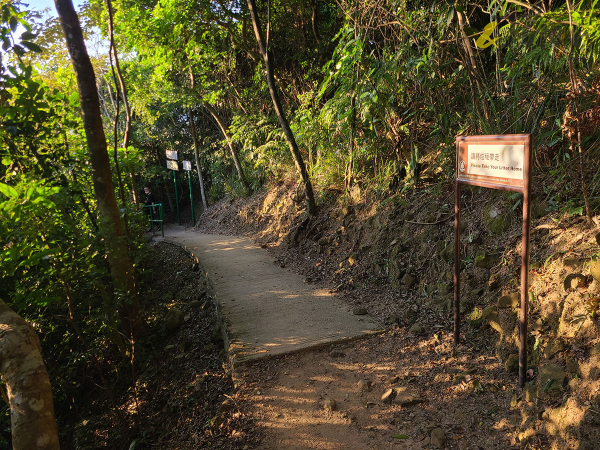 香港遠足挑戰 橋咀 城門 打卡 遠足 行山 橋咀觀景台 享逸台 廈門灣 西貢 郊遊徑 登山 半月灣 觀景 連島沙洲 橋頭 鹽田梓 滘西洲 西貢群山