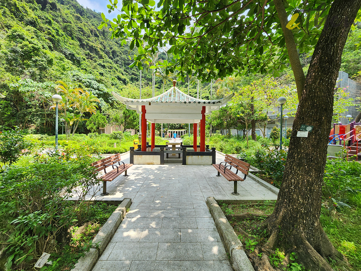 行山,寶雲道,金鐘好去處,灣仔好去處,舊英軍醫院,蘭谷,山泥傾瀉科技展學館,情人石,姻緣石