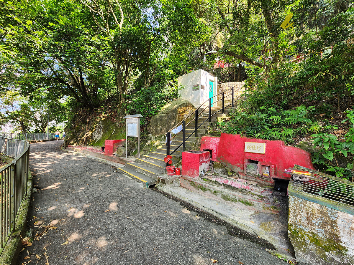 行山,寶雲道,金鐘好去處,灣仔好去處,舊英軍醫院,蘭谷,山泥傾瀉科技展學館,情人石,姻緣石