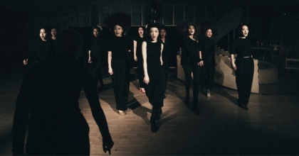 姊姊妹妹站起來_FI